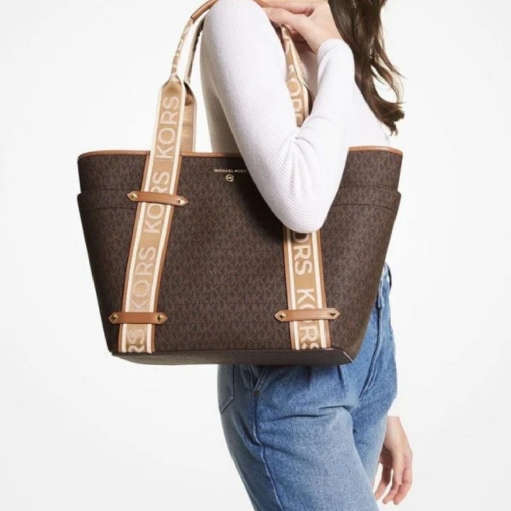 Michael Kors Women's Open Tote Bag with Canvas Logo 